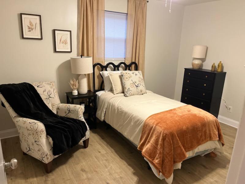 Вилла Charming Springboro House Near Historic Downtown Экстерьер фото
